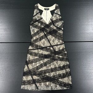 Bebe Lined Lace Mini Dress - 0